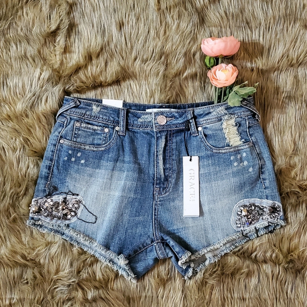 Grace in LA jean shorts, Size 28